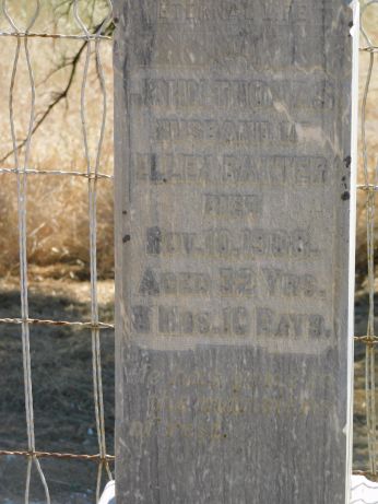 [Picture of Baxter close-up grave]
